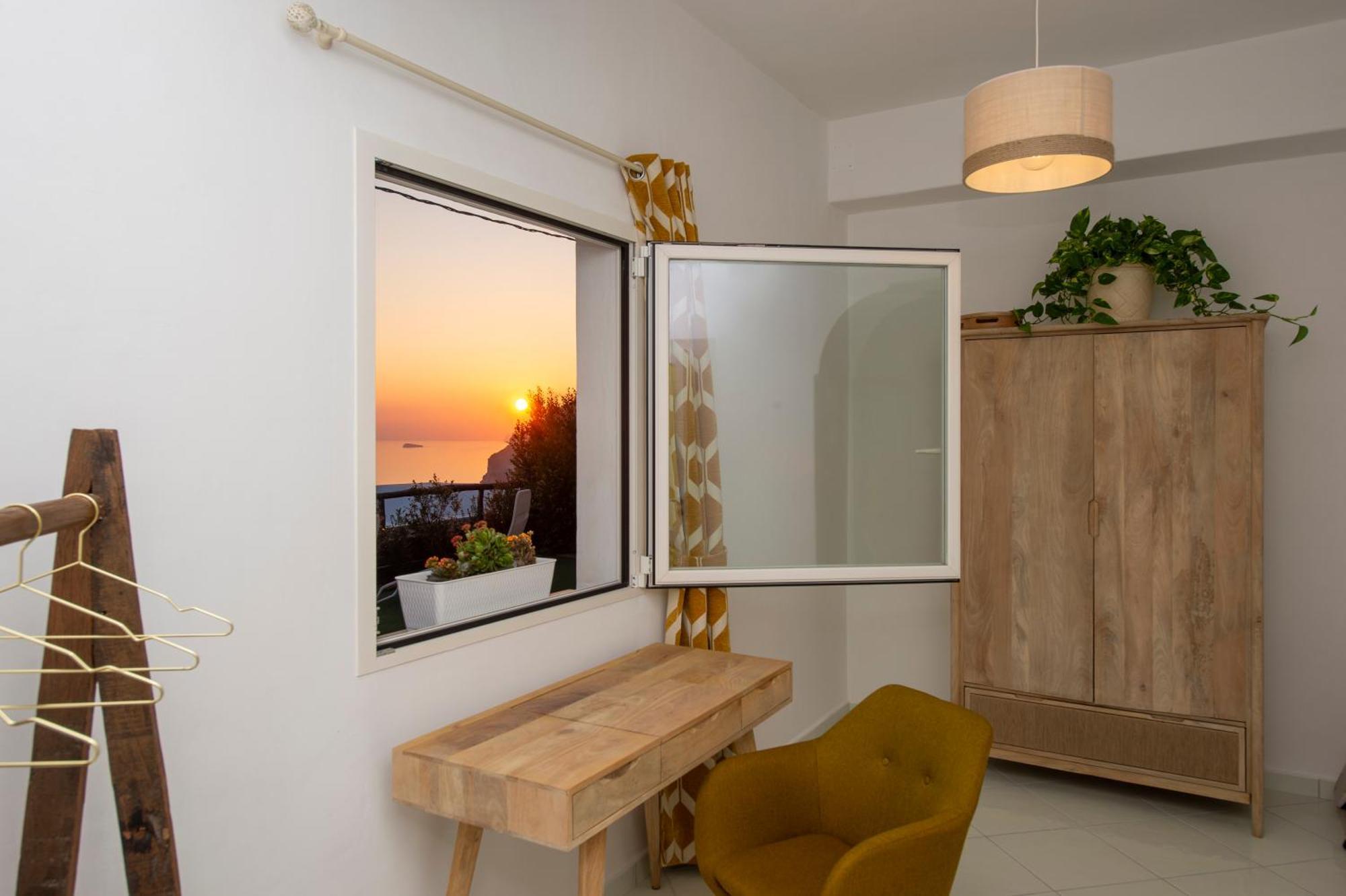 Апартаменты Aria Di Mare,Near Elevator, Few Steps, Parking, Garden Позитано Экстерьер фото