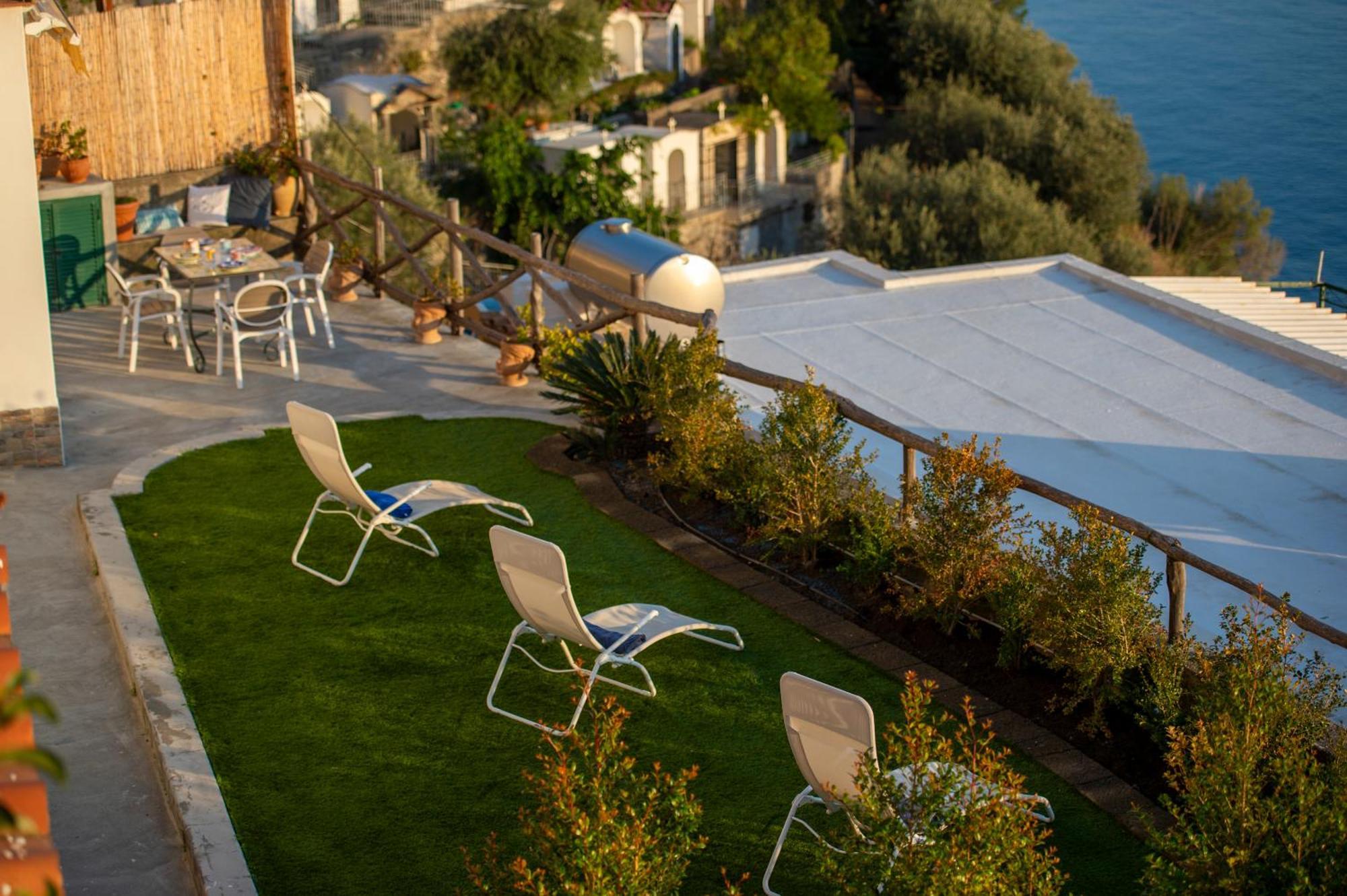 Апартаменты Aria Di Mare,Near Elevator, Few Steps, Parking, Garden Позитано Экстерьер фото